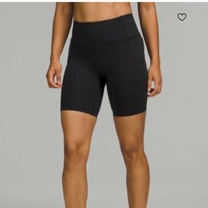 FAST AND FREE HIGH-RISE SHORT 8" Black